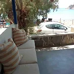 Semesterbostad Marditsa's House By The Sea *