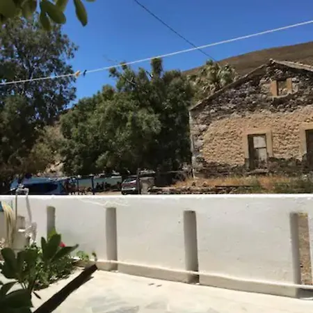 Сasa de vacaciones Marditsa's House By The Sea