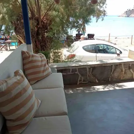 بيت للعطل Marditsa's House By The Sea *
